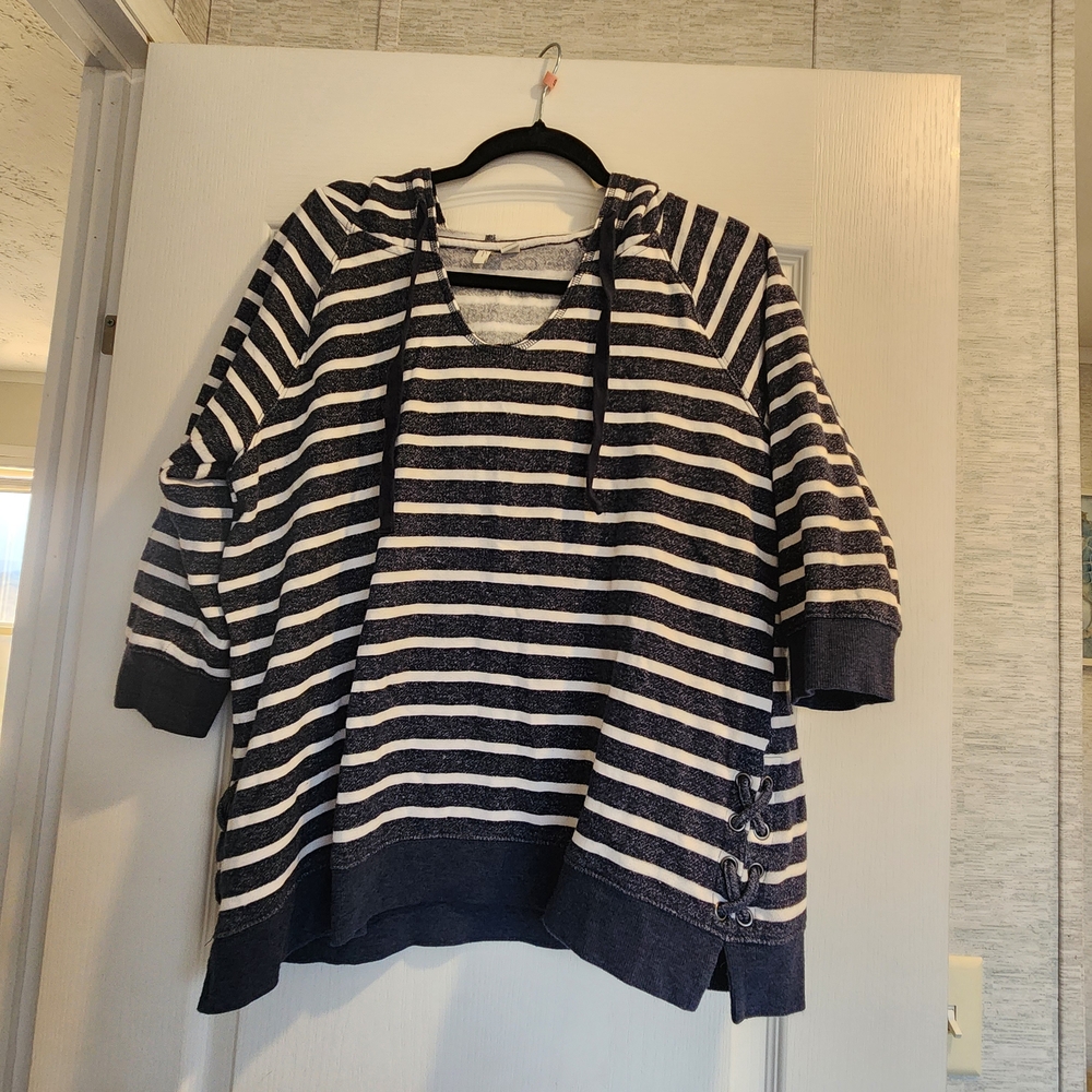 Cato Active Navy and White Striped Hoodie Short Sleeve Sweatshirt L Euc